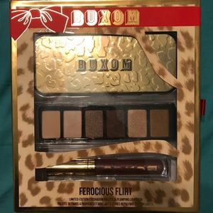 Buxom Ferocious Flirt eyeshadow palette & lip